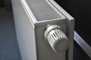 Comment changer un thermostat de radiateur?