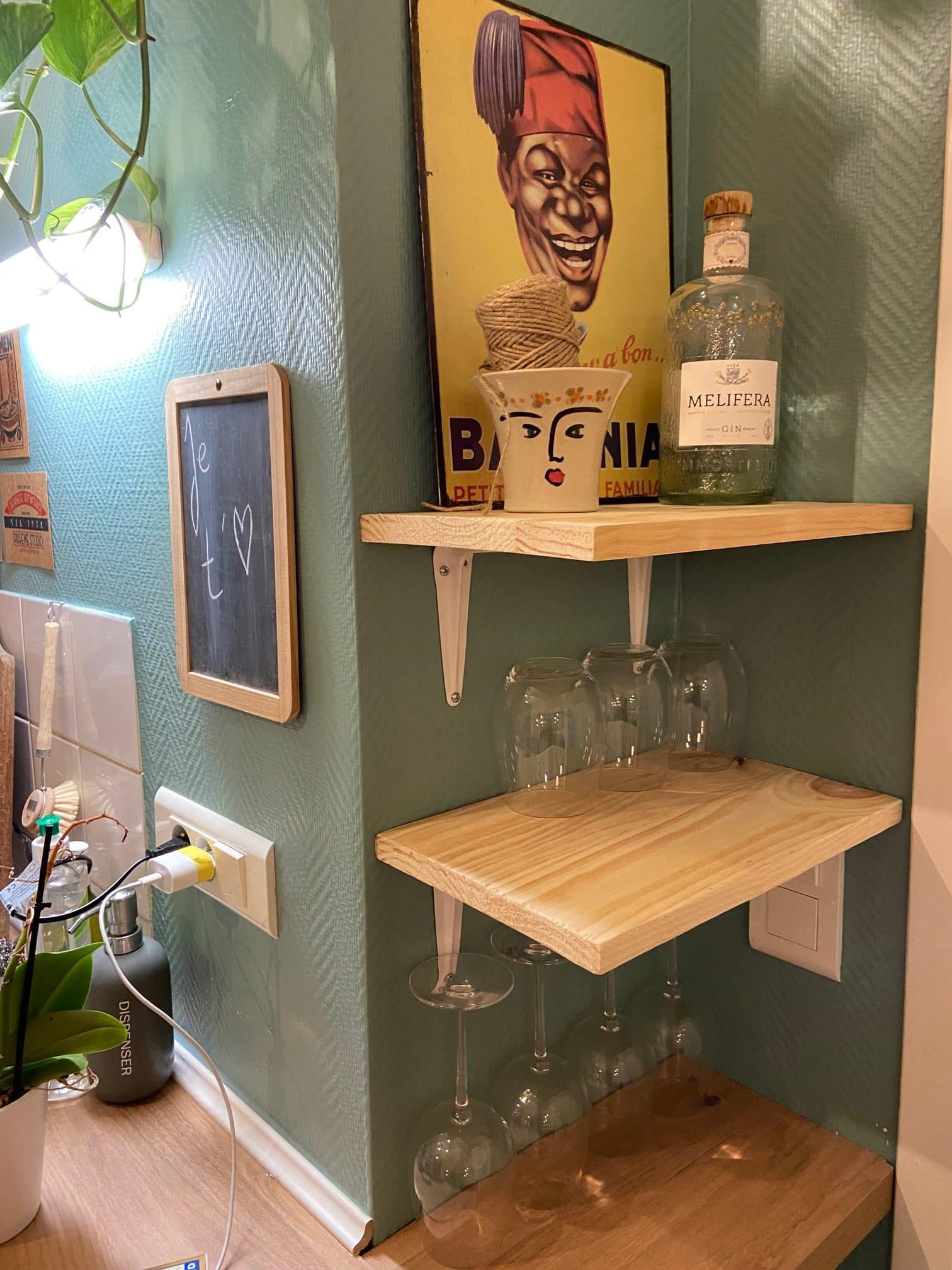 Comment créer une étagère en bois : guide DIY simple et rapide