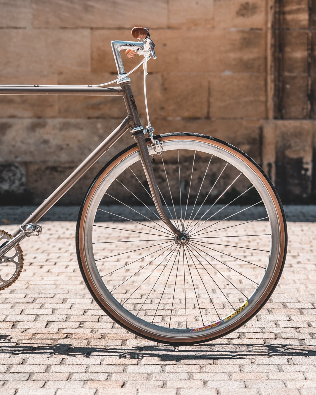 Comment remplacer un rayon de vélo?