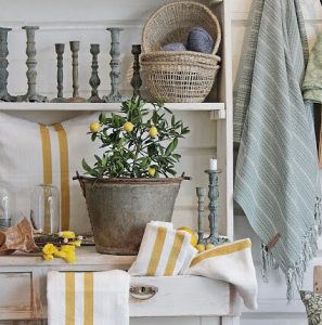 Changer quelques accessoires déco