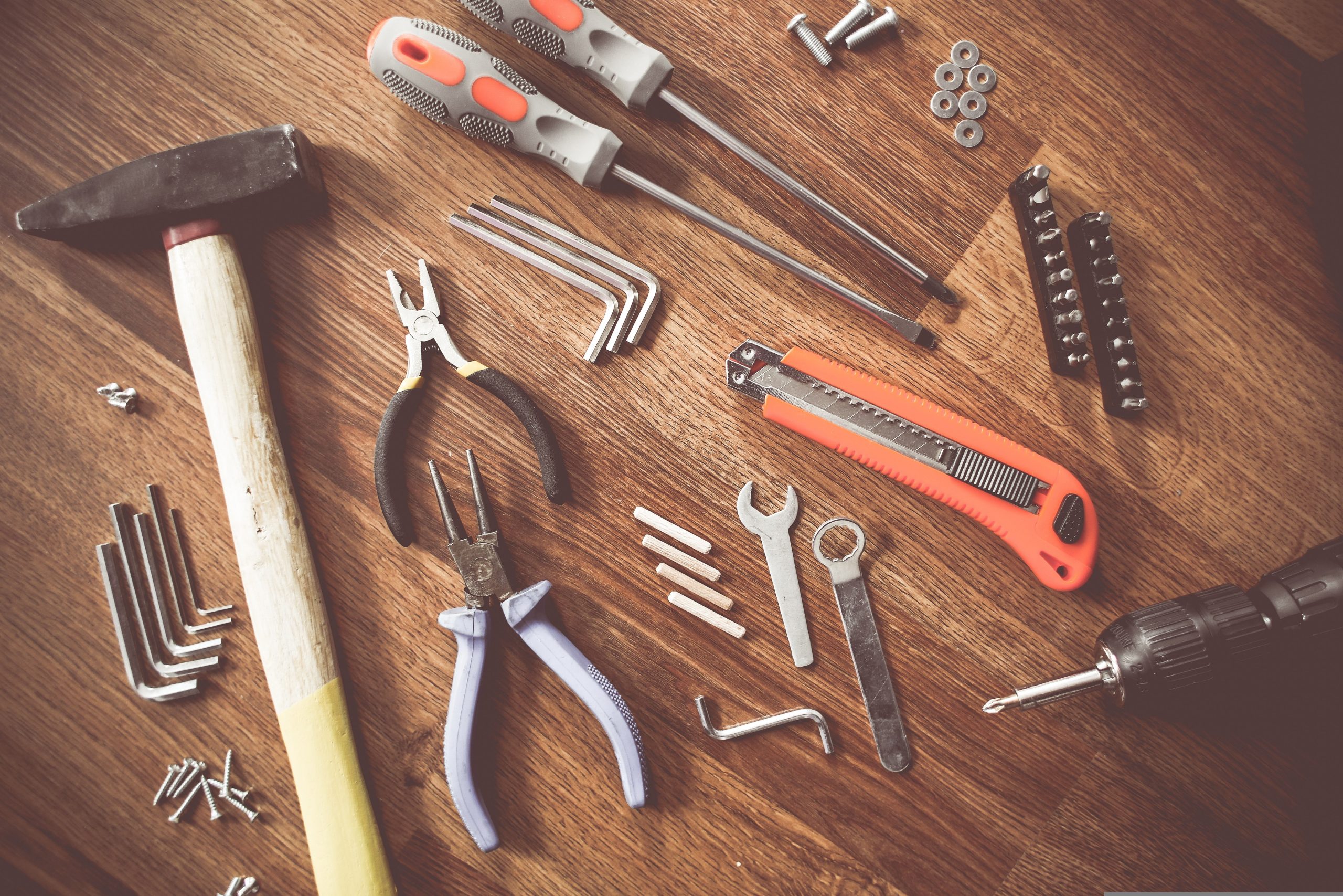 Emprunter des outils gratuitement près de chez vous : toutes les solutions en 2026